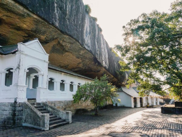 3 Days Cultural Escape to Sigiriya & Dambulla